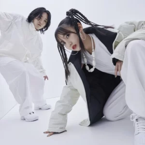 New me Lyrics | YOASOBI