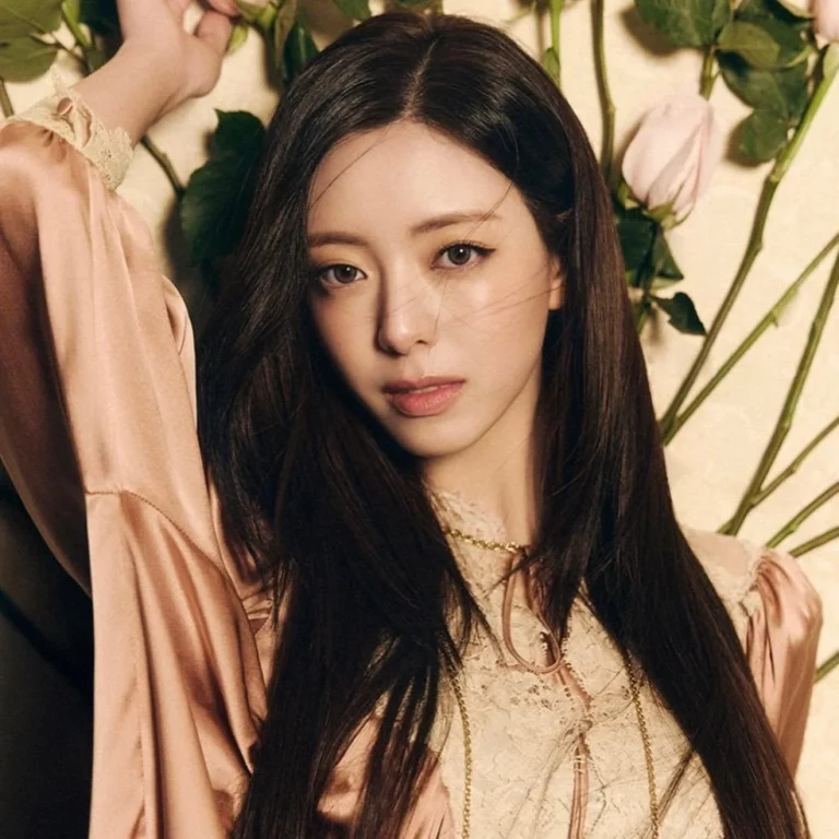 YUNA 中文歌詞翻譯 羅馬拼音 申有娜 신유나