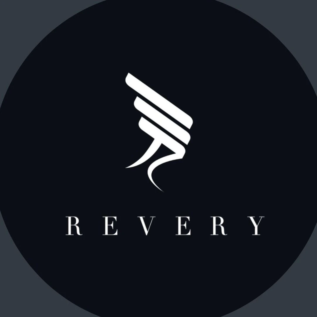 REVERY 樂隊