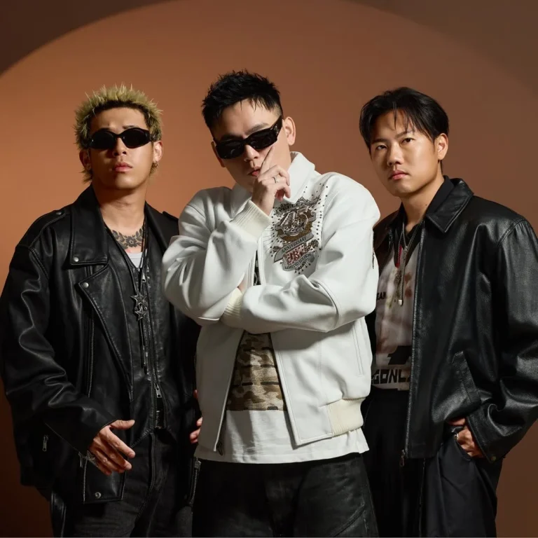 玖壹壹 Nine one one 911
