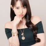 COLLAR 成員 許軼 Day 個人照 - MakerVille 歌手歌詞